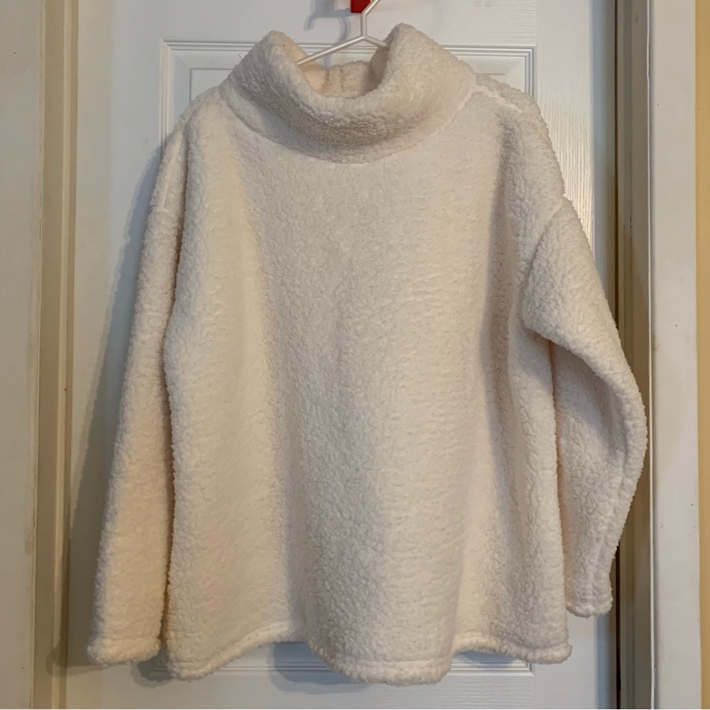 Sherpa 1X long sleeve high neck athletic sweater shirt
